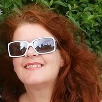 Julie Easley (she/her) ๐ณ๏ธโโง๏ธ ๐ณ๏ธโ๐ (@julieeasley) 's Twitter Profile
