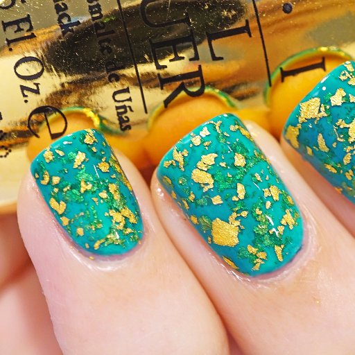 Nail art blogger from Costa Rica living in Atlanta, I am addicted to nail polish.
https://t.co/GlDaSRaZoW