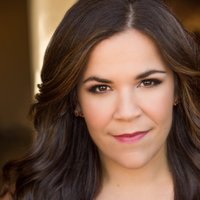 Lindsay Mendez(@LindsayMendez) 's Twitter Profileg