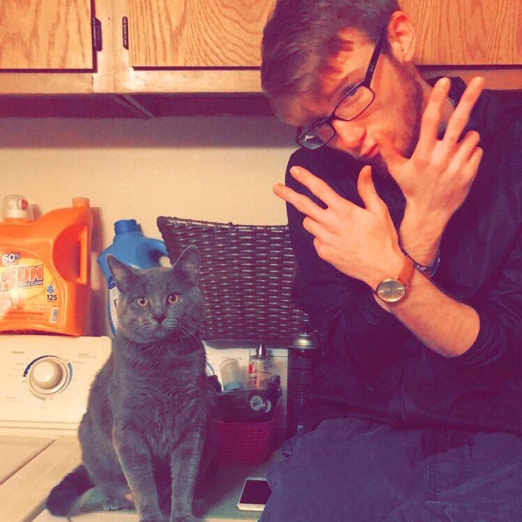 Str8 Outta 20 East. THE KODAK CAT. @_bguapo's Manager. https://t.co/7C5DmFJoxn