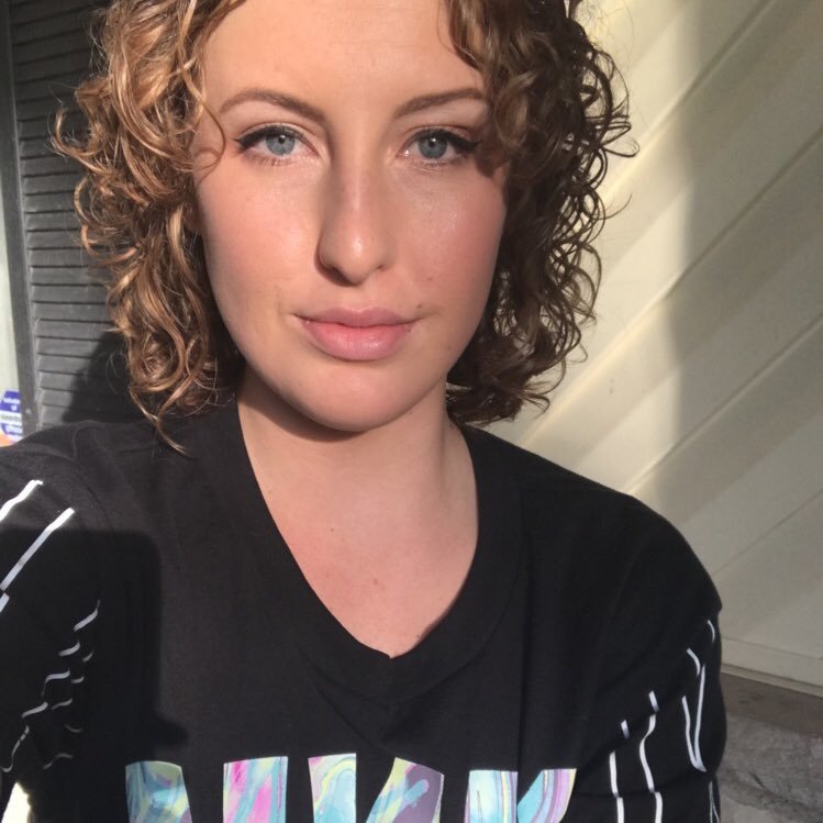 HerUrbanLuster's profile picture. instagram : hautemess814 Fashion Retail and Merchandising Major I like Sushi, Beer, Music, Fashion, & Discing. Entrepreneur/Diamond Consultant