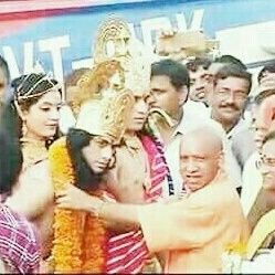 समाचार संगीत बॉलीवुड के गीत मनोरंजन बोलीवुड कॉमेडी टीवी संगीत और युवा मनोरंजन टीवी टीवी के अभिनेताओं सरकार और राजनीति