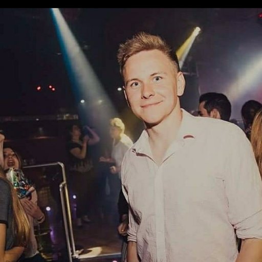 CRaymondd's profile picture. 