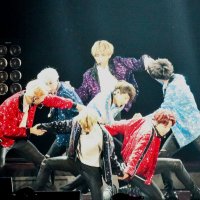 BTS UPDATES!!😍😘 (@mycalooch) 's Twitter Profile