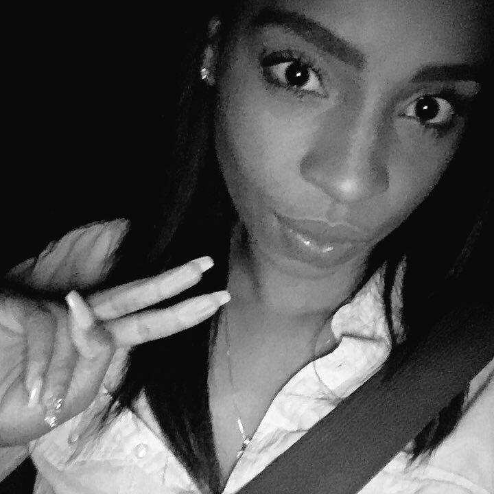 crystaldiaz29's profile picture. xoxo