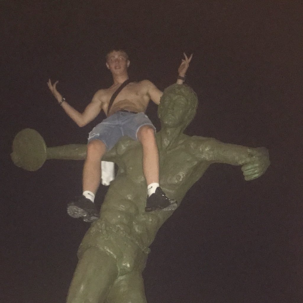 BenEllingford's profile picture. 18