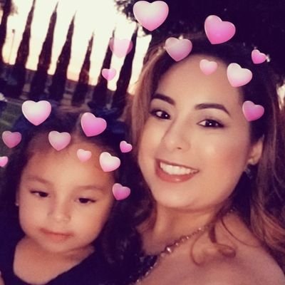 TatiannaC01's profile picture. 