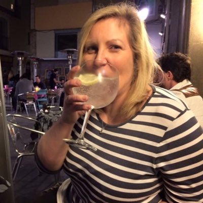 MStrophair's profile picture. 