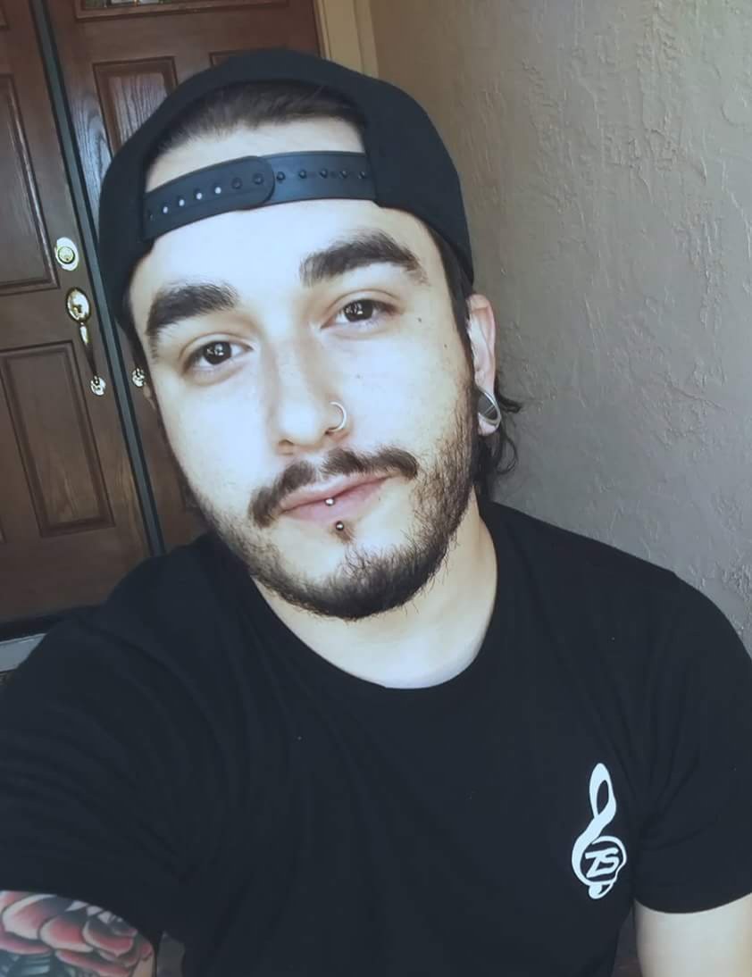 danieldare's profile picture. Photographer // Jedi // Musician
Bassist // https://t.co/vtiKI53c44