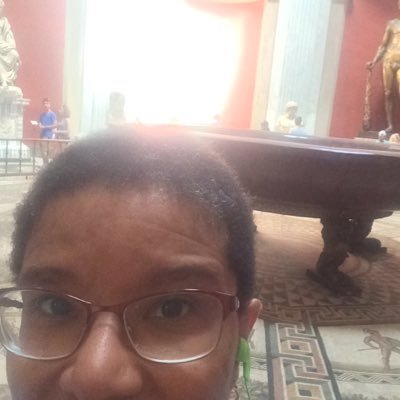 LPTeach2Learn's profile picture. 👩🏽‍🏫 teacher, learner, student, chocolate 🍫 lover, and neighbor