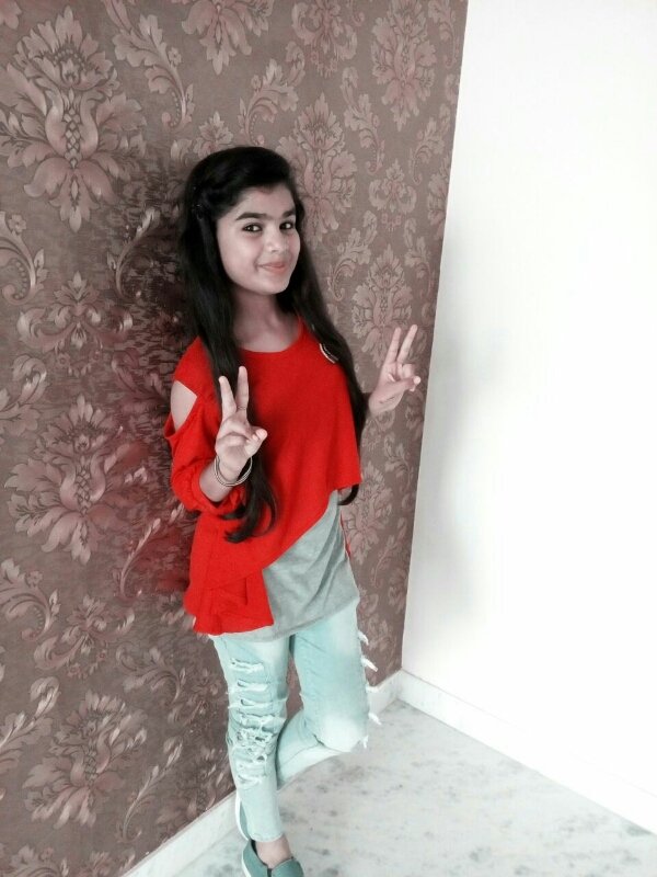 Kalpanakushwa01's profile picture. Student 
music lover 🎶🎵
insta nd fb 
kirti kushwaha 😉😉
silly girl 😍😍😘
cute nd ziddi 😜😜