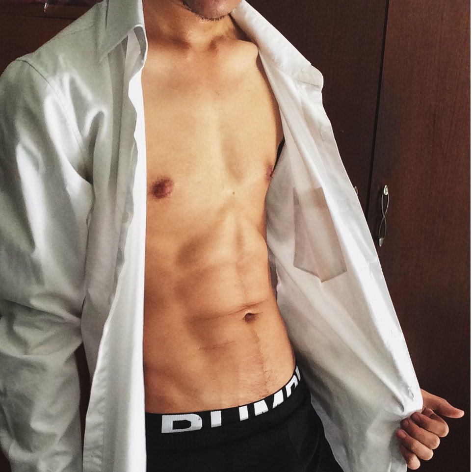 Hicoolbuu's profile picture. 170/58 #bottom #lean body #injections #hi #cool ✌🏻