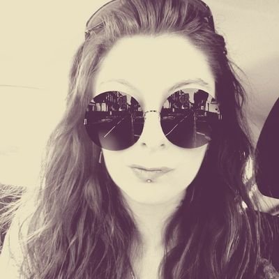 SabBillard's profile picture. Une seule passion: L'olympique Lyonnais ⚽ ❤