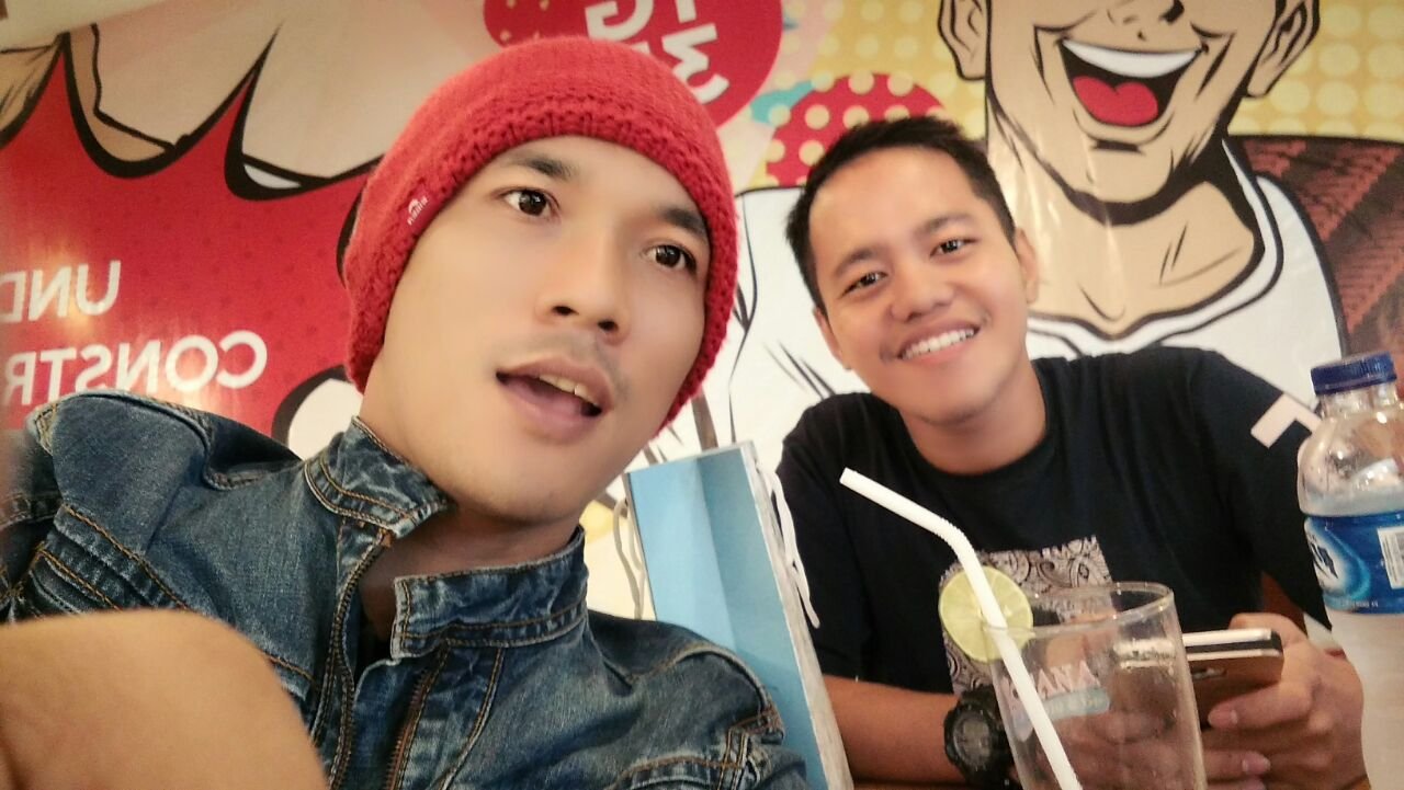 Reezkie's profile picture. RF210