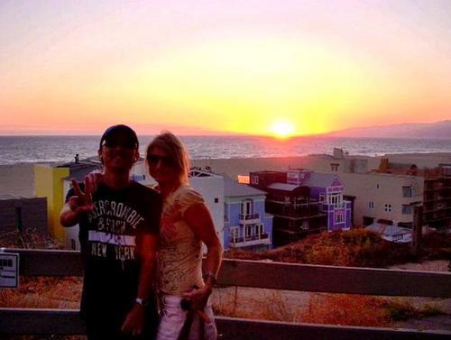 tatsuyuki212's profile picture. （シャイニ～じゃなくてシャイです）I was born in Tokyo on February 12,1964.左利きB型水瓶座　 動物好き。α７Ⅱ、α6400。花（推し薔薇は朝雲）野鳥（推し鳥は雀）乗り鉄から少し撮り鉄へ（令和〜）。推し電は東京のセンターを走行するE235系。ブログhttps://t.co/AFQfyIBBxJ