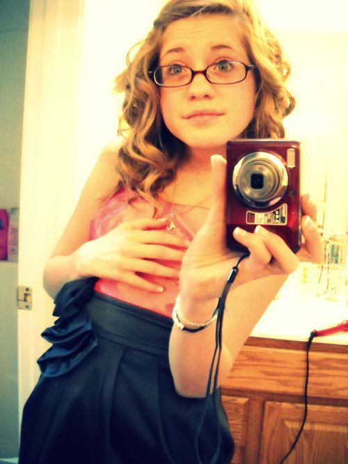 i love @justinbieber i wish he would follow me(: 
Jason Deeps SAID YESSS (;