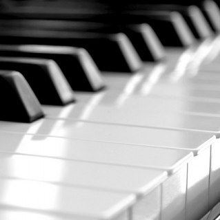 bradmize's profile picture. 