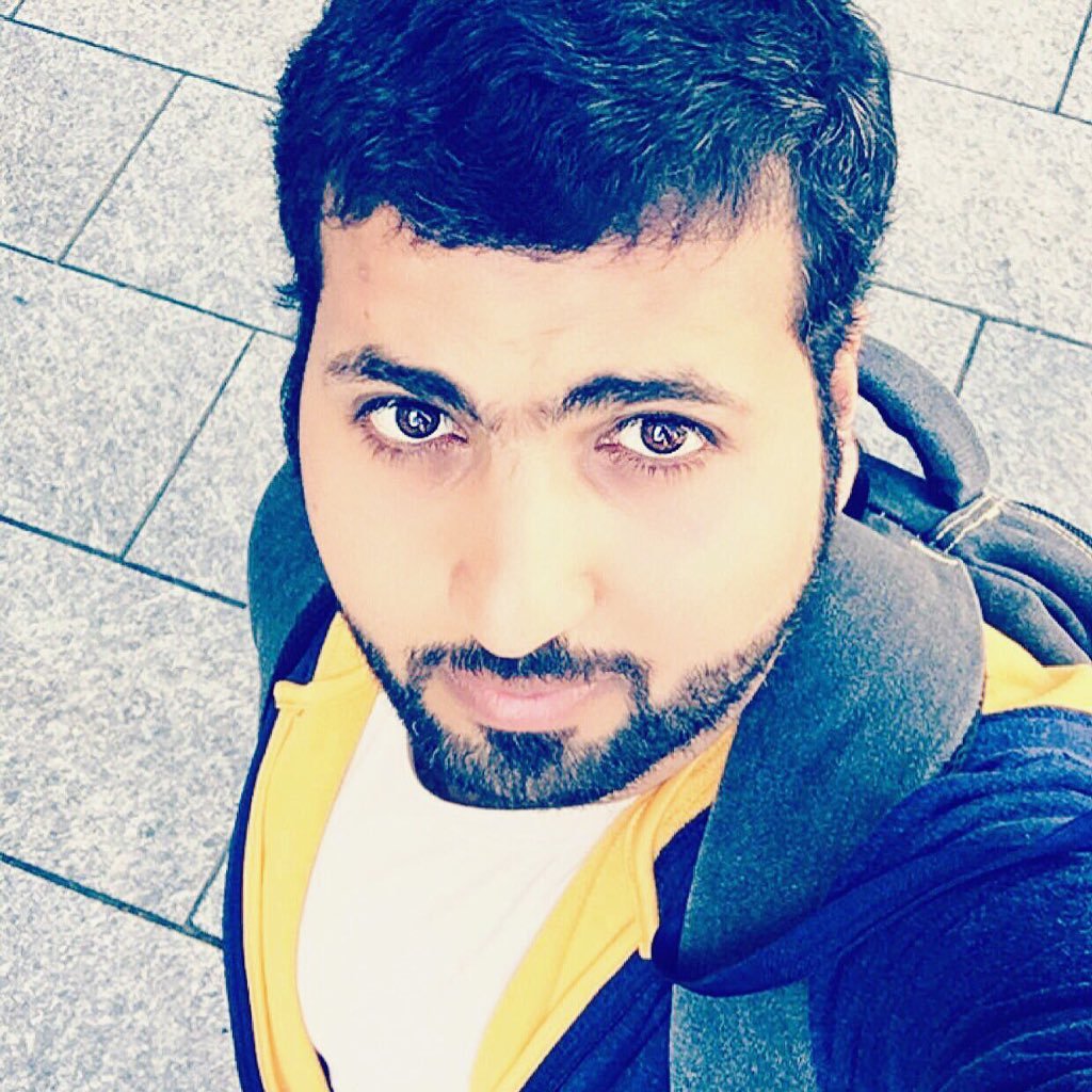 لا احتـاج الثقه مـن اي شـخص يكفي اني اعرف شـخصيتي إِعْلاَمِيّ بـ وكالة الأنباء العمانية ..
