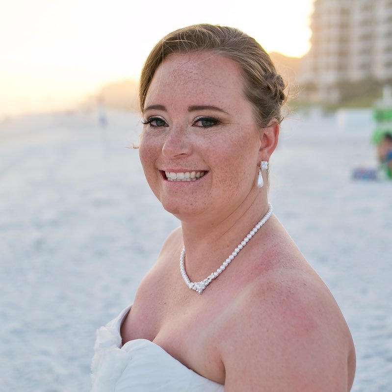 clevercjess's profile picture. Clever Container Consultant! https://t.co/OjZ36XXENc