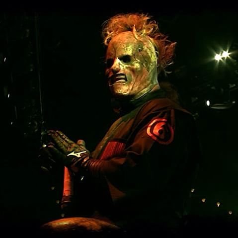 Zebangg's profile picture. 👇🏻