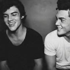 isabern_'s profile picture. 14 years old ;)) I do my best everyday to keep smiling and spread positivity😇 The best ..; Liza Koshy and the Dolan Twins 💗•Follow for a follow ✌️•