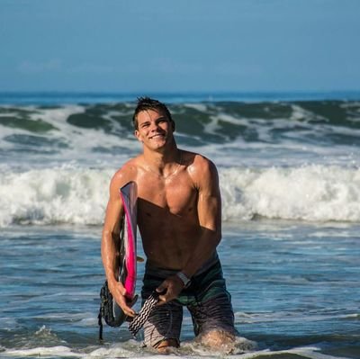 21/ Surfer
..NUEVA CUENTA..
📍Costa Rica
..SIGAME EN INTAGRAM.. MAS FOTOS...