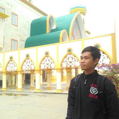 Ruslan31294471's profile picture. UIN MATARAM
FEBS (S1)