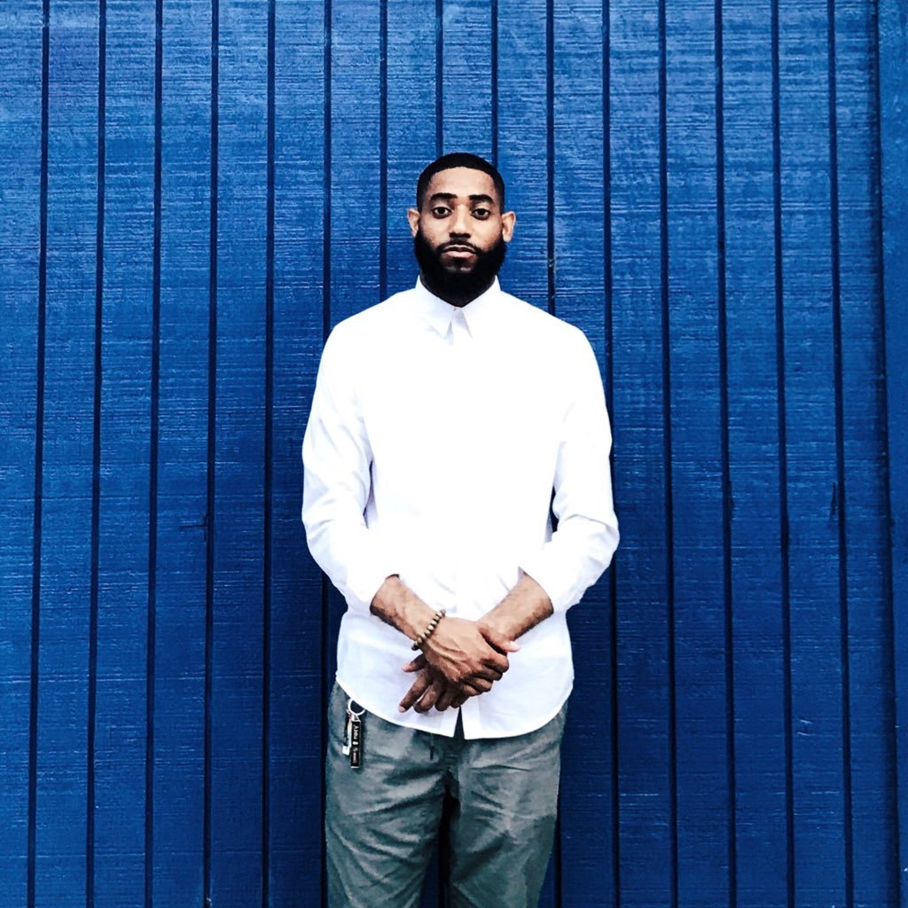 thesirtaylor's profile picture. I like food, music, movies and i got skinny muscles... anything thing else falls into the randomness (?).. of life .. instagram: @thesirtaylor