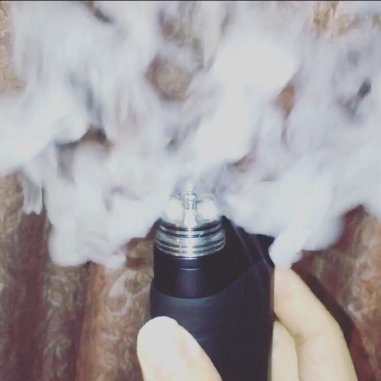 vapeはじめました。 無言フォロー失礼します。