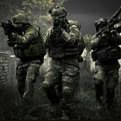 Tienda de venta de material de Airsoft y aventura.