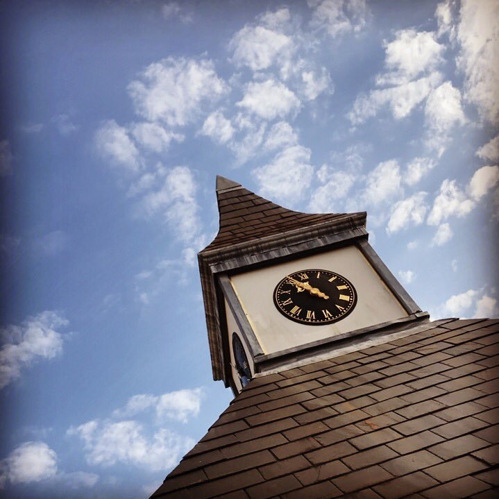 witneyoxford's profile picture. 