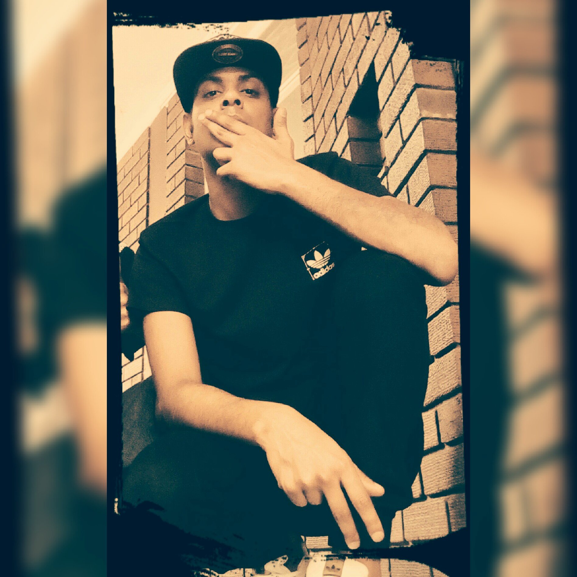 • Street Skateboarder • Surfer • Football Player • Crazy MF • Drug Free • Huge fan of WWE • Supporter of Feyenoord & Manchester United • Instagram: cal_sbs