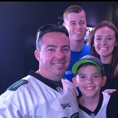 TomBarr49927009's profile picture. 