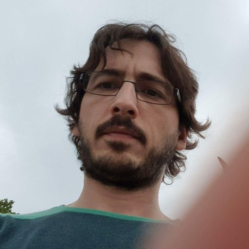 Web developer, amateur philosopher and wannabe musician. Attempts at photography.