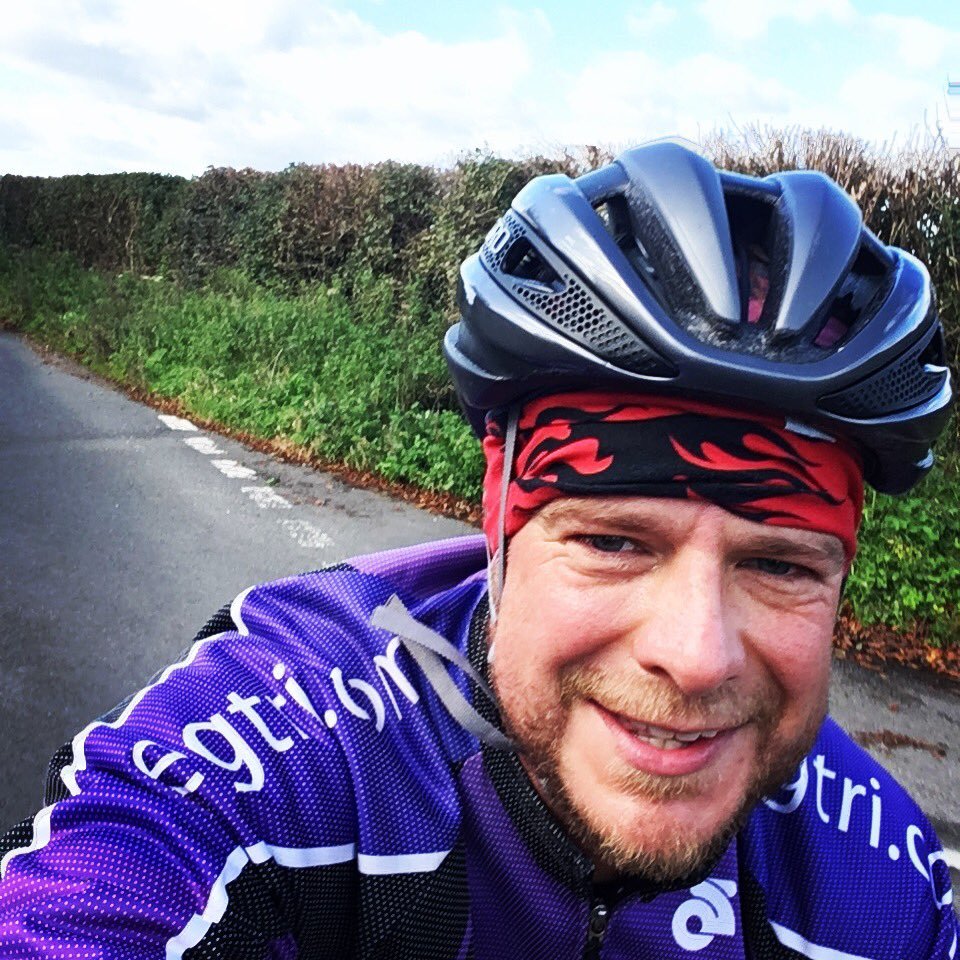 Just tryin' to Tri. With a bit of #mindfulness, #wellness and general #positivity thrown in. #Blogger #Triathlon #Triathlete #Cycling #Running #Swimming @oynbuk