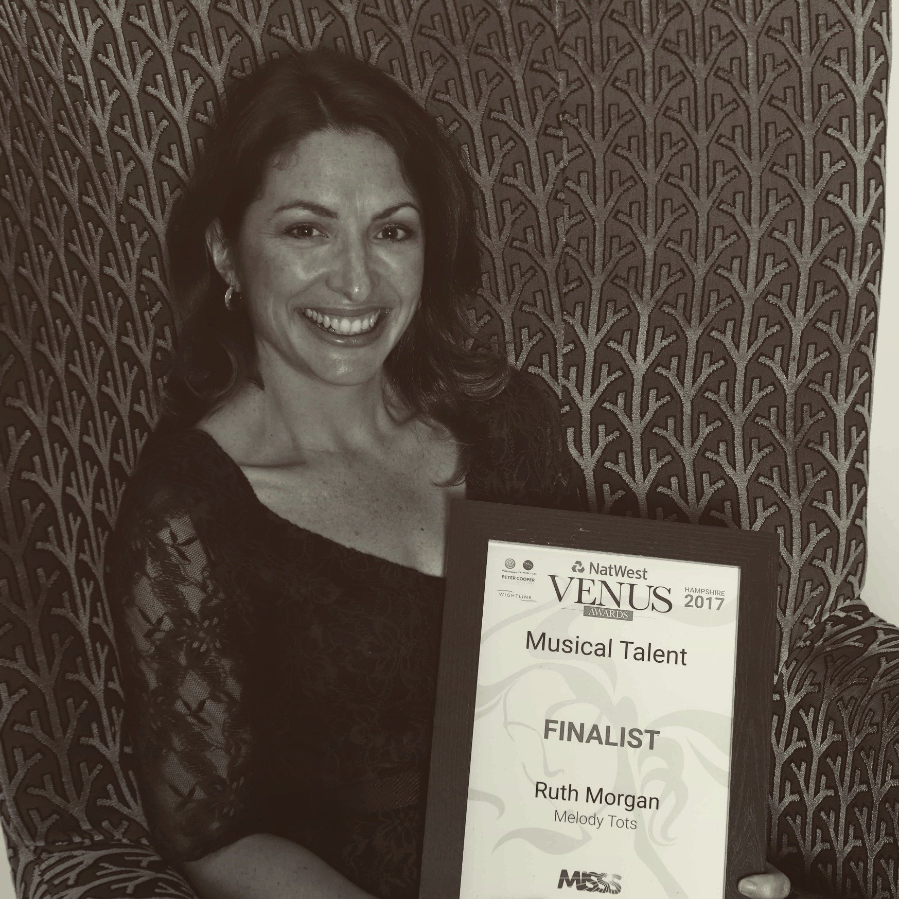 Business & Life Performance Coach & Mentor. Helping business owners build resilience to thrive in life and work.
| UK Representative Dent Disease Foundation