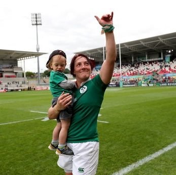 Rugby player
☘🏉@irishrugby |💙🏉@leinsterrugby|🚂🏉 @railwayunionrfc 
📍👶🏻Dublin born & bred 
👩🏻‍💻 proud employee @hselive
📧 david@lineupsports.ie