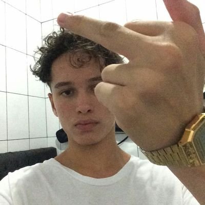 Instagram: Alisson Oliveira_skt👻
Facebook: Alisson Oliveira (skater)
Amo Skateboard ❤