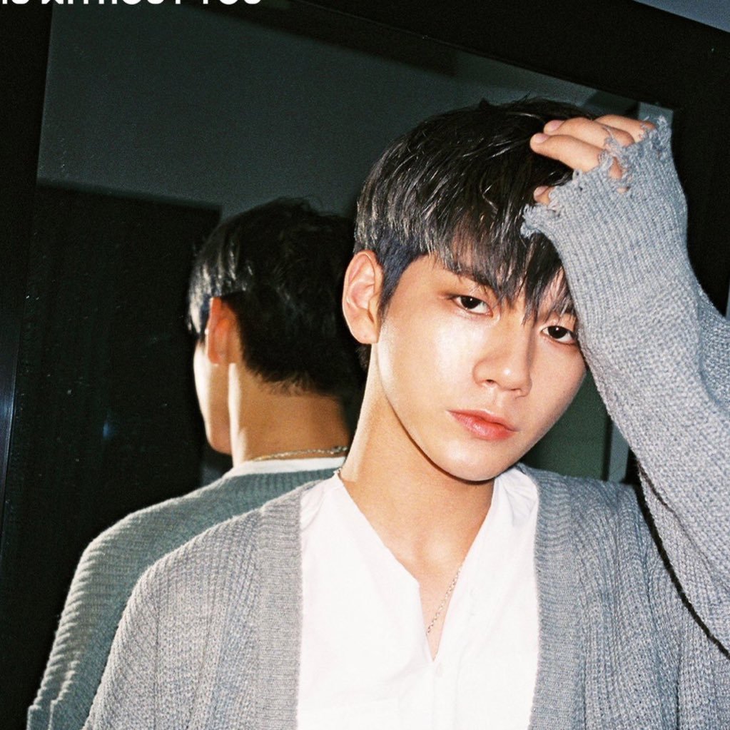 pics n gifs of wanna one's ong seongwu! *⋆ฺ࿐ #옹성우; #워너원 ♡