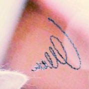 YURI_oI28's profile picture. 