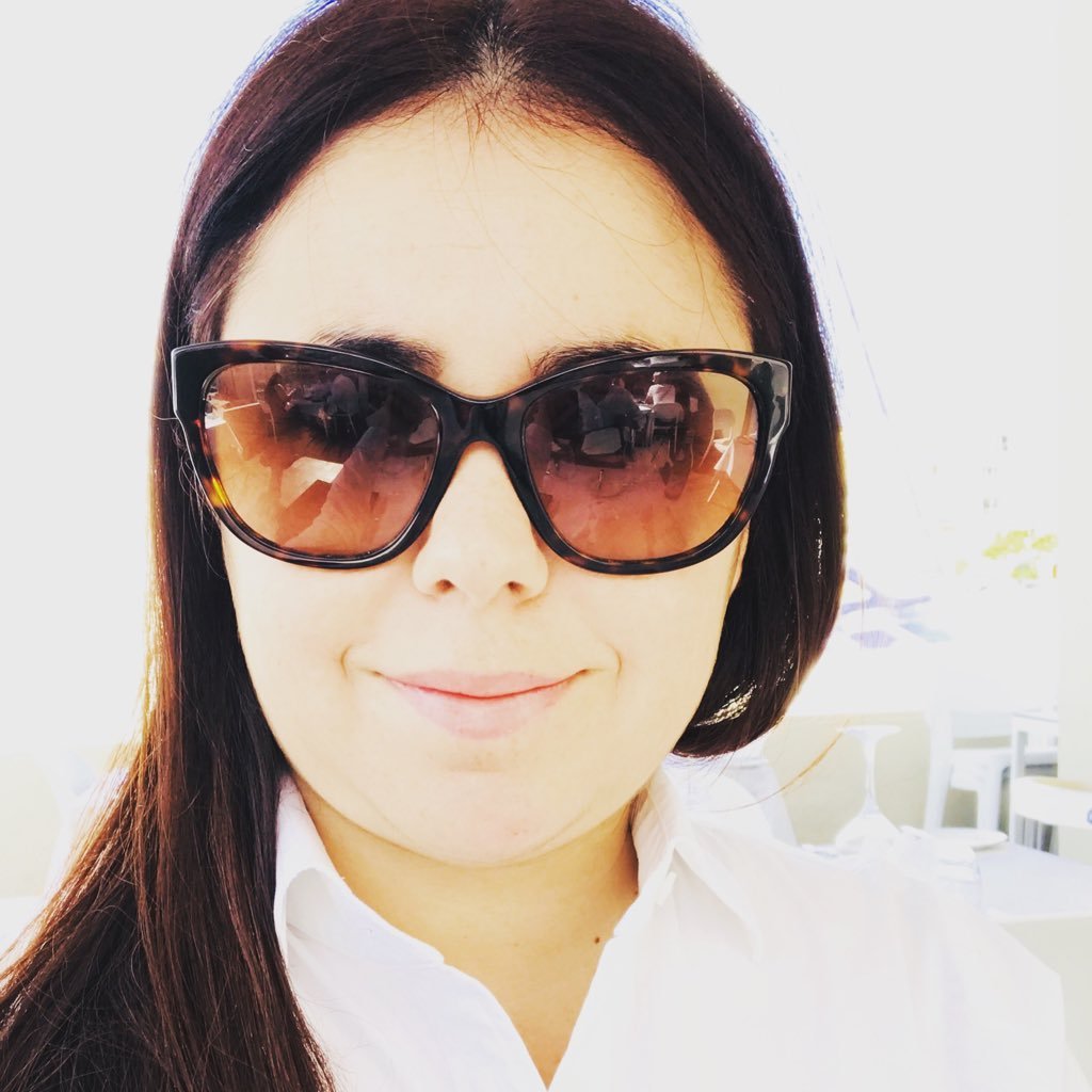 Marketer with a passion for online communications and disruptive ideas. Entrepreneur in the food and beverage service industry.