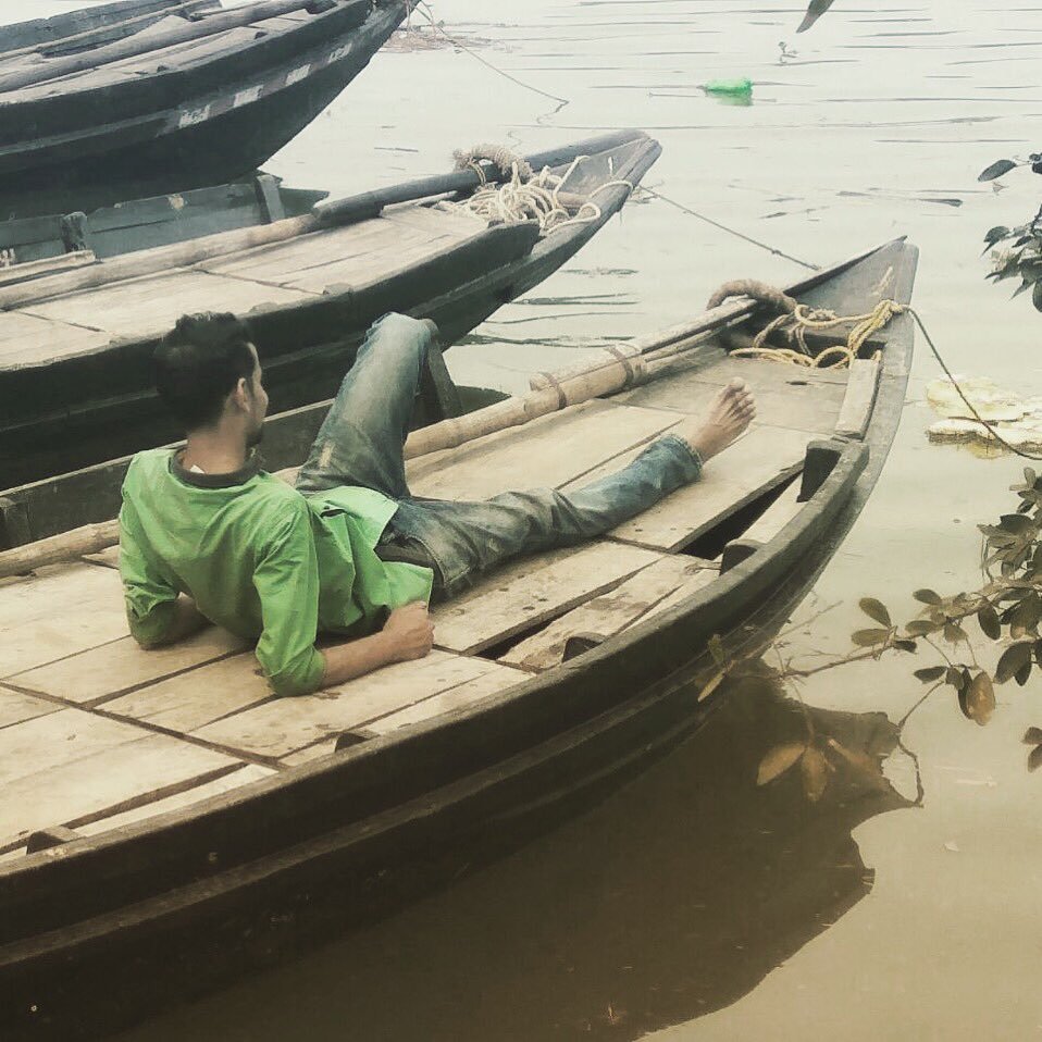 abhi0111's profile picture. Plain and Simple