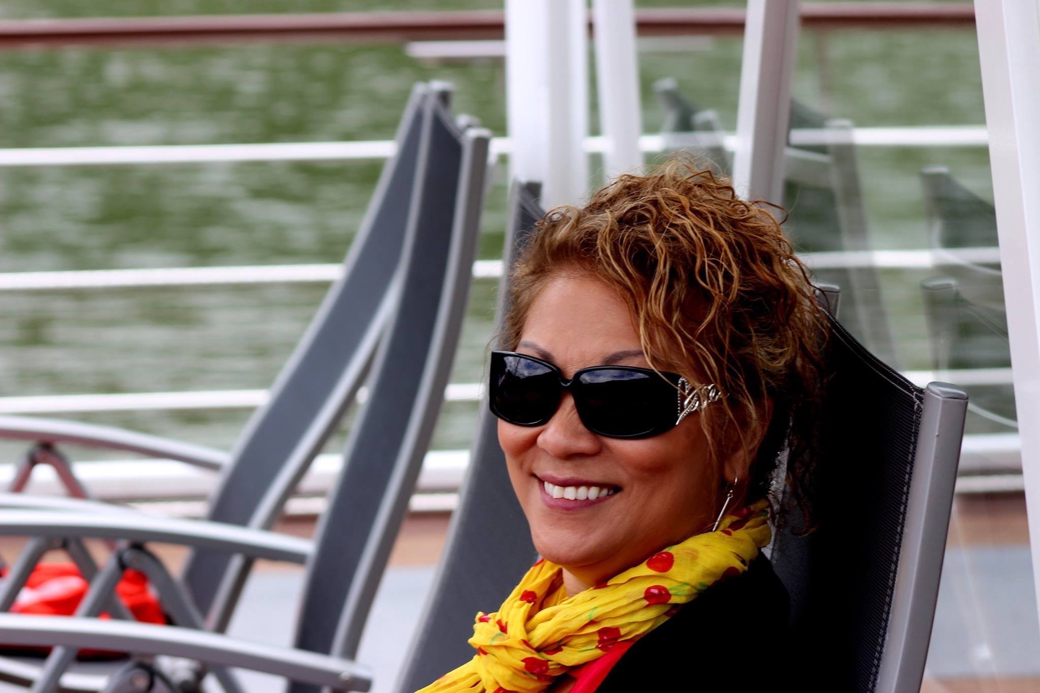 Kimveephotos's profile picture. Capturing life’s defining moments. Writer, photographer, traveler, just observing the world around me. (oh, and I 💕 coffee)