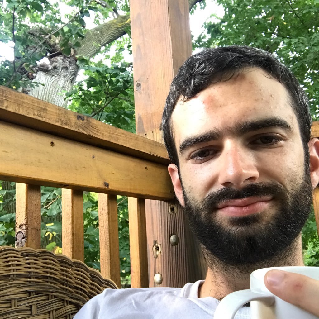 Queer artist + educator | @JuilliardSchool and @HGSE graduate in cello/arts in education | @tfivefifty Teaching Fellow