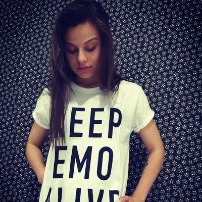 LeticiaChvs's profile image