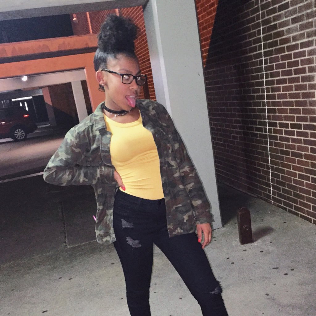 _kajahpearson's profile picture. Ballard ~🌸🌸