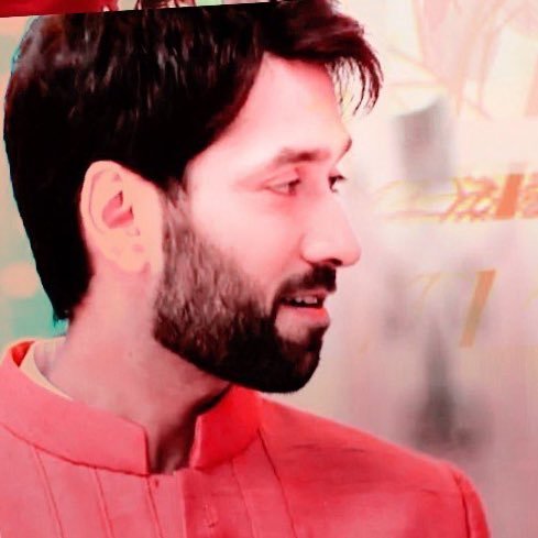 Shivaay Singh Oberoi on Twitter: "Separation what? If she looks like
