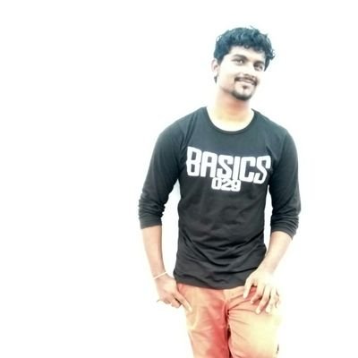 karan_murugan's profile picture. 