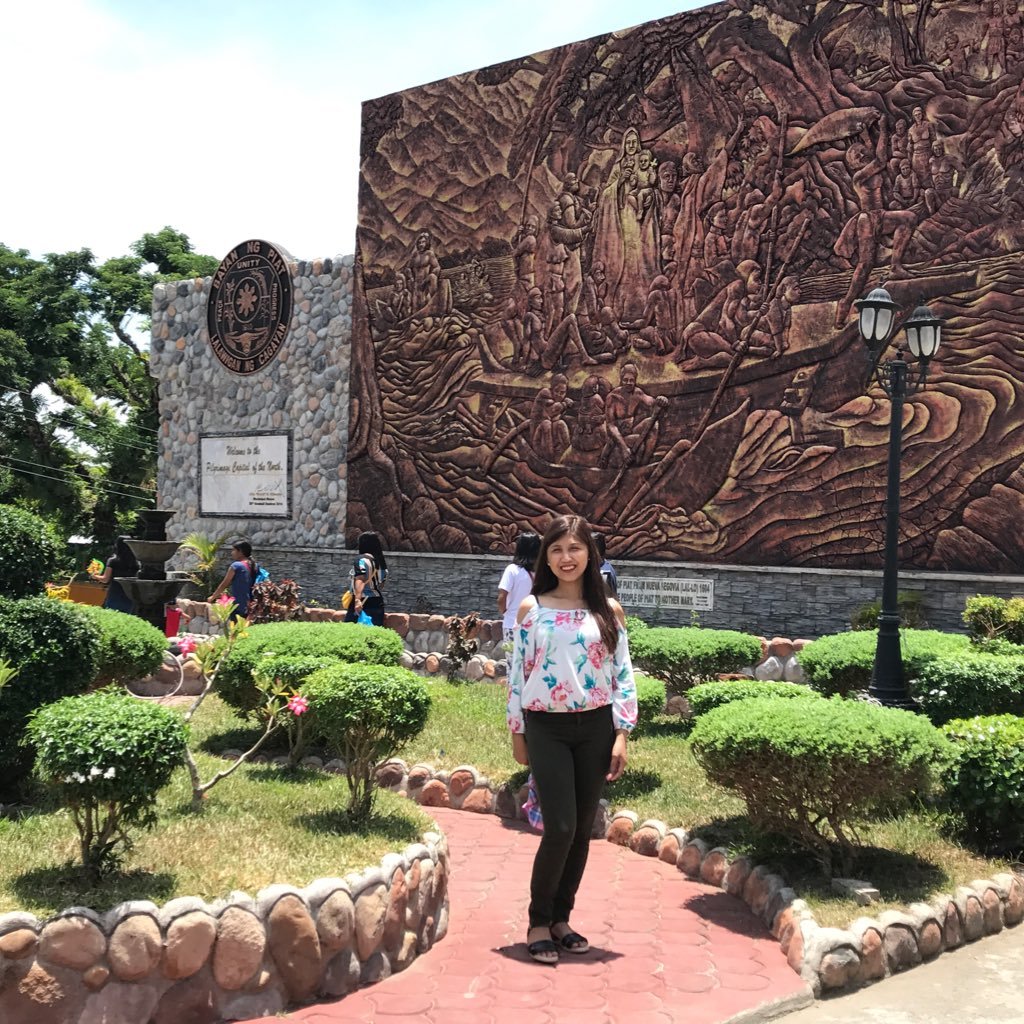 Novzkyle's profile picture. 