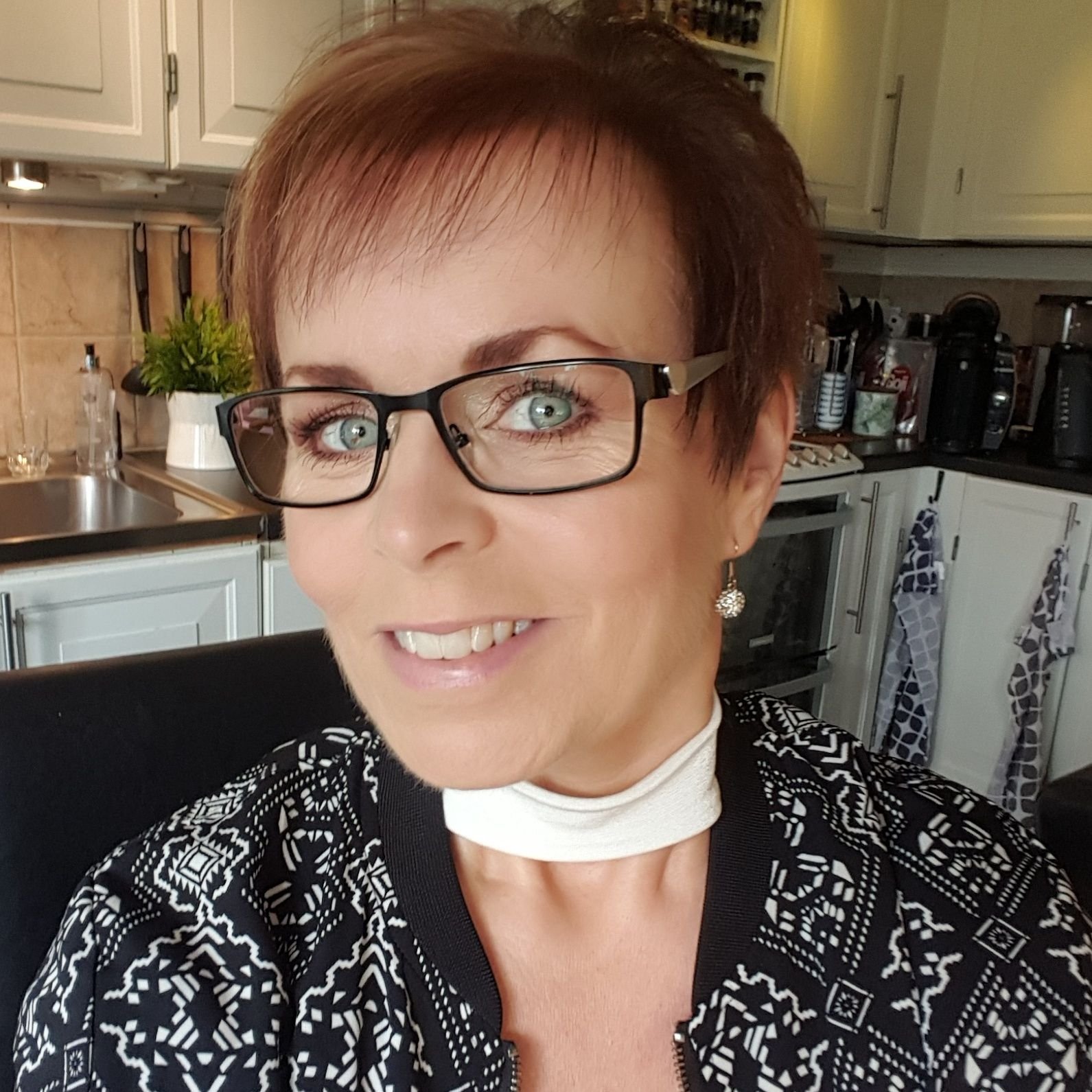 Annso71's profile picture. Skönhetsnördig Apotekstekniker. Gift med den unge farbrorn @tsoderbergh